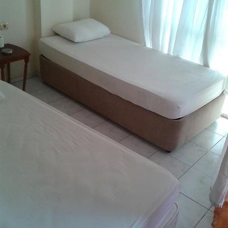 Deniz Pansiyon Fethiye Extérieur photo